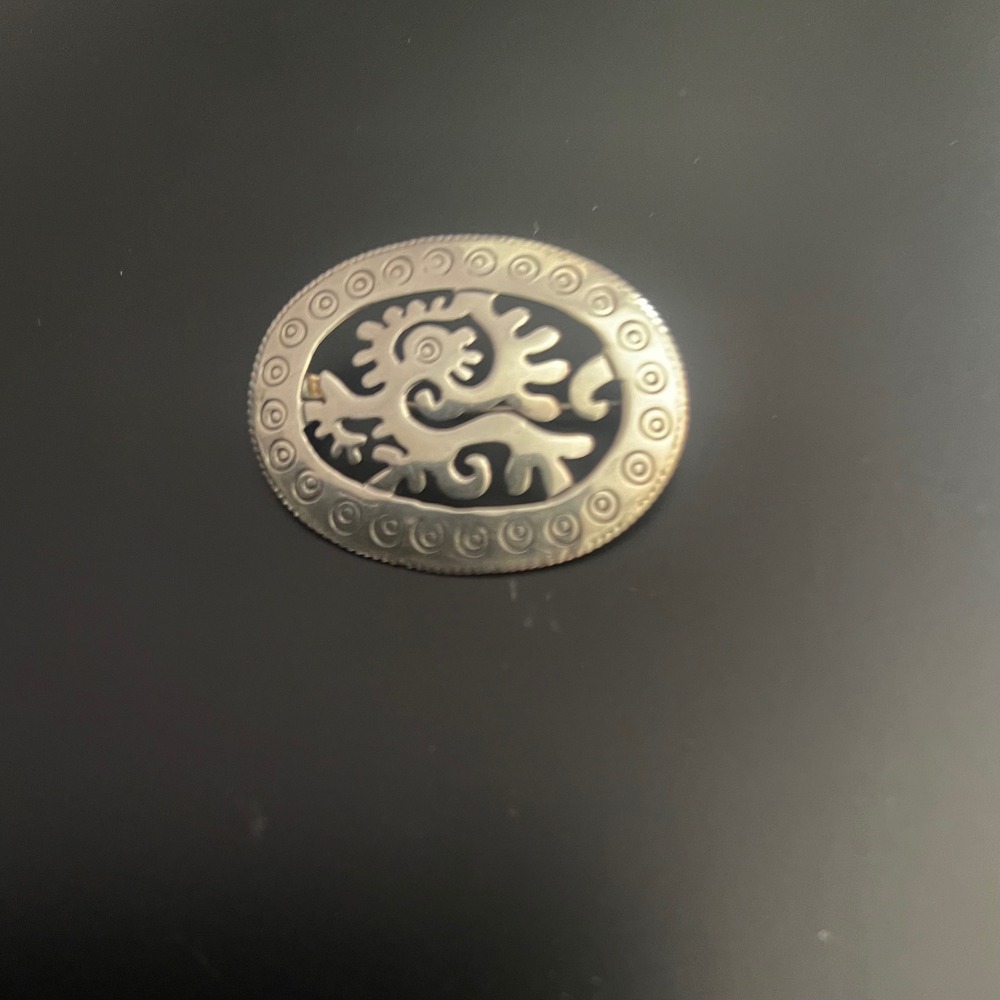 Vintage Taxco Mexico 925 Sterling Silver Dragon Openwork Oval Brooch Pin